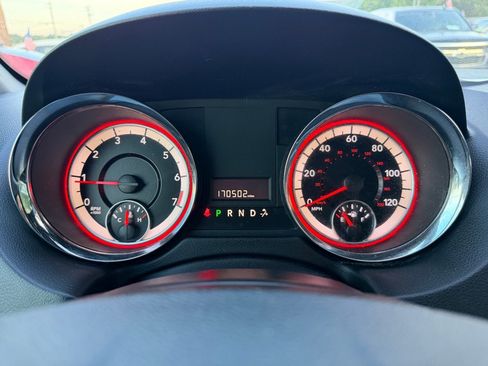 Used 2018 Dodge Grand Caravan SXT FWD image 16