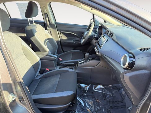 Used 2023 Nissan Versa SV image 19