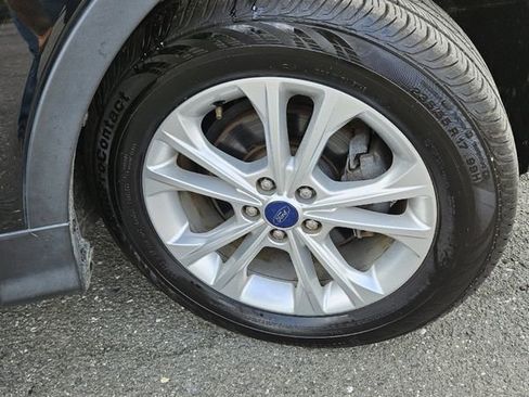 Used 2018 Ford Escape SEL image 13