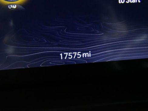 Used 2023 Jeep Grand Cherokee L Limited w/ Luxury Tech Group II image 27