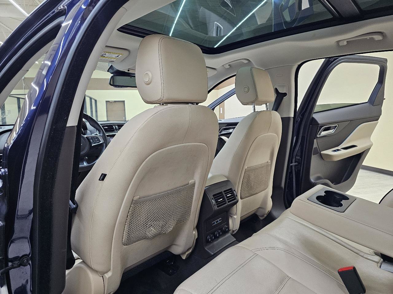 Used 2018 Jaguar F-PACE Prestige AWD/4WD image 27