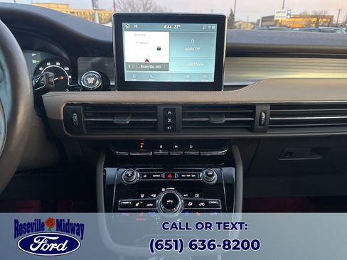 Used 2022 Lincoln Corsair AWD w/ Premium Package image 18