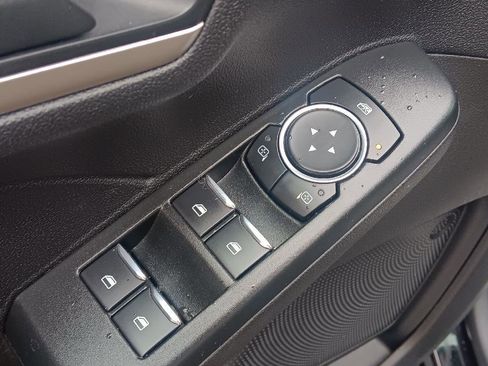 Used 2022 Ford Escape SE w/ Convenience Package image 4