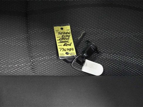 Used 2014 Chevrolet Sonic LT image 26