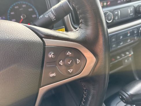 Used 2019 Chevrolet Colorado Z71 image 37