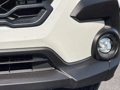 Certified 2024 Subaru Crosstrek 2.0i Premium image 3