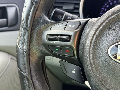 Used 2015 Kia Optima LX w/ Paint Protection Film Package image 9