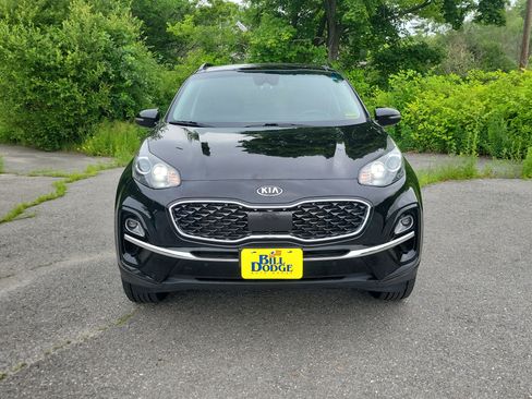 Used 2021 Kia Sportage EX w/ EX Technology Package AWD/4WD image 2