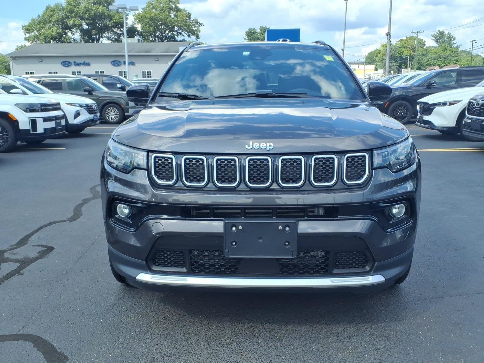 Used 2024 Jeep Compass Limited w/ Sun and Sound Group AWD/4WD image 2