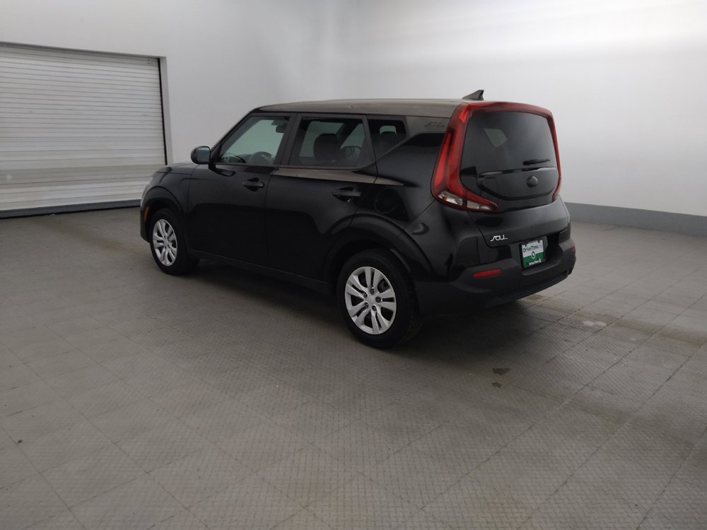 Used 2020 Kia Soul LX FWD image 3