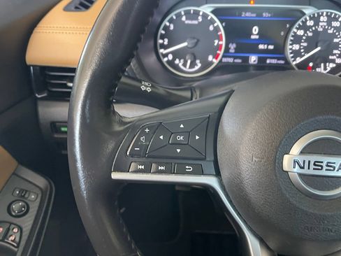 Used 2023 Nissan Sentra SV w/ SV Premium Package FWD image 24