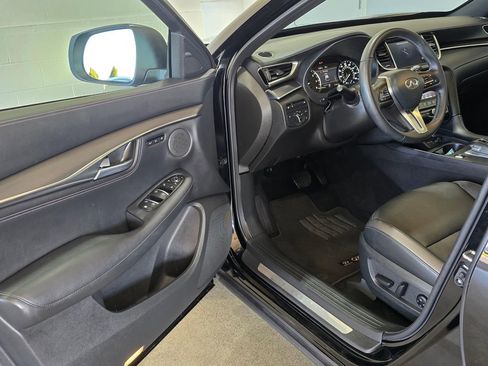 Certified 2025 INFINITI QX55 Luxe w/ Cargo Package AWD/4WD image 23
