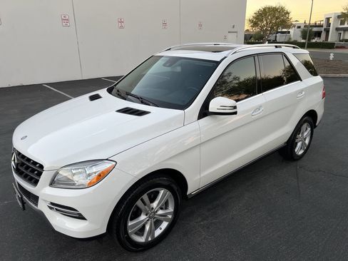 Used 2015 Mercedes-Benz ML 350 2WD w/ Premium 1 Package image 5