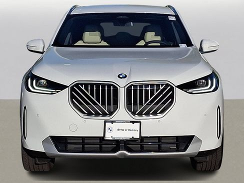 Used 2026 BMW X3 xDrive30i w/ Convenience Package AWD/4WD image 2