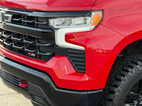 Used 2022 Chevrolet Silverado 1500 LT Trail Boss w/ Protection Package AWD/4WD image 9
