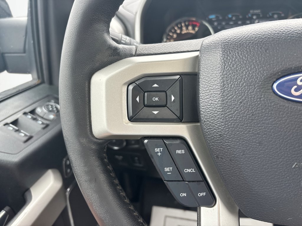 Used 2020 Ford F150 Lariat w/ Equipment Group 502A Luxury AWD/4WD image 32