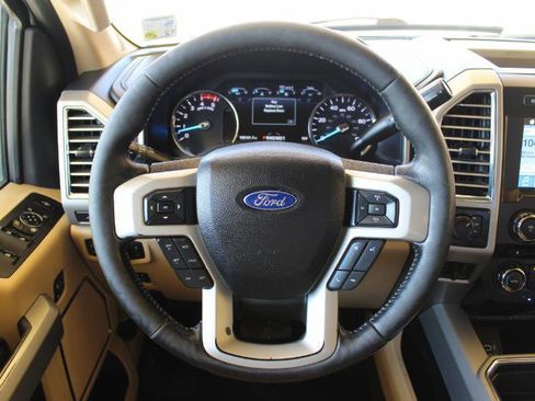 Used 2017 Ford F250 Lariat w/ Lariat Ultimate Package image 32