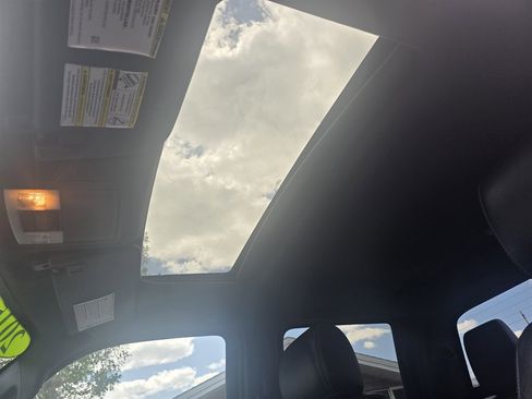 Used 2015 Ford F350 Lariat w/ Lariat Ultimate Package AWD/4WD image 13