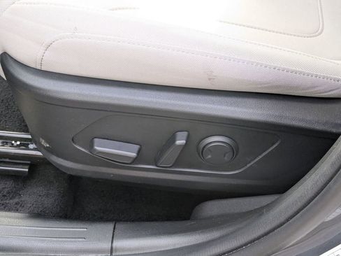 Used 2025 Hyundai Tucson SEL image 14