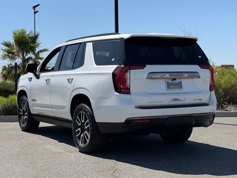 Used 2023 GMC Yukon AT4 w/ AT4 Premium Package AWD/4WD image 9