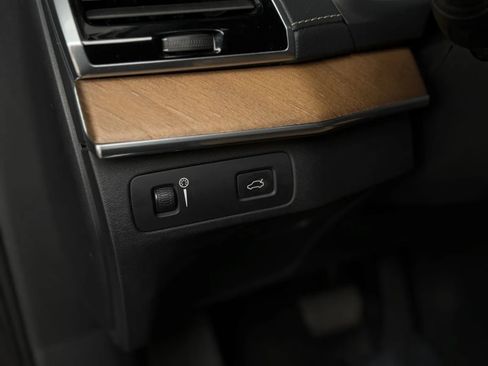 Used 2019 Volvo XC90 T6 Inscription w/ Advanced Package image 29