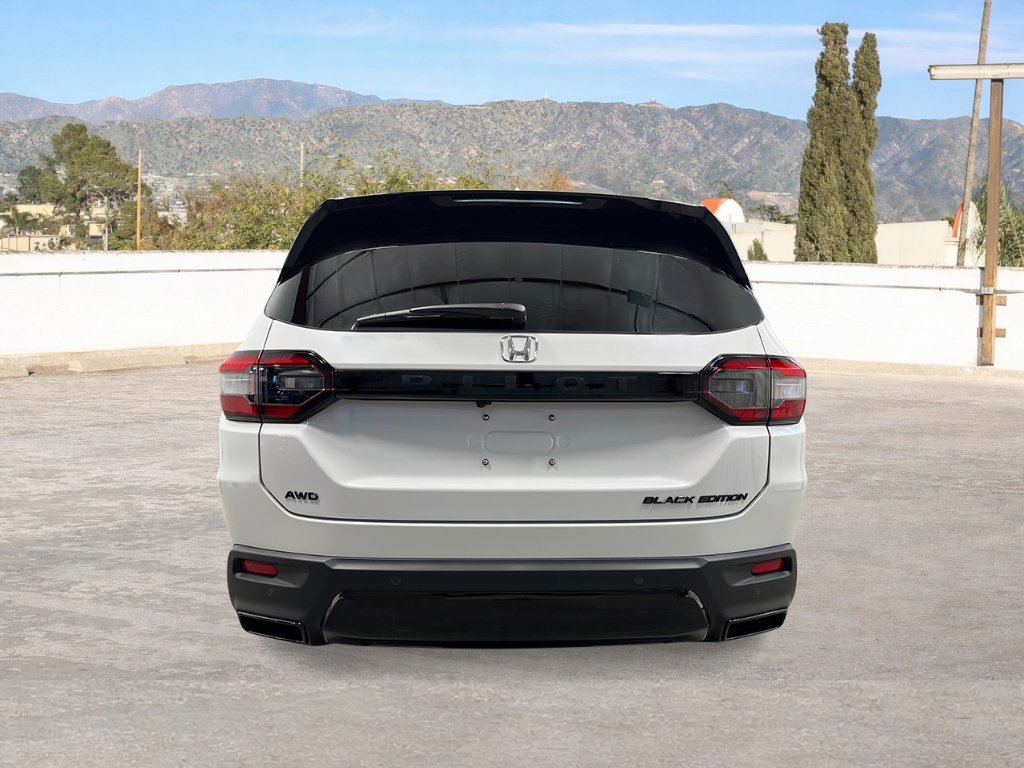 New 2026 Honda Pilot Black Edition image 4