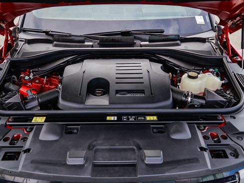 Used 2025 Land Rover Range Rover Sport image 30