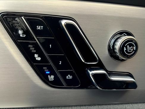 New 2026 Cadillac Vistiq Premium Luxury AWD/4WD image 20