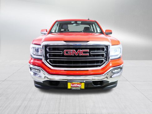 Used 2016 GMC Sierra 1500 SLE w/ SLE Value Package AWD/4WD image 2