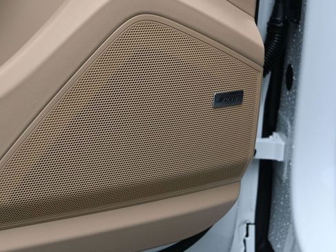 New 2026 Porsche Cayenne E-Hybrid image 13