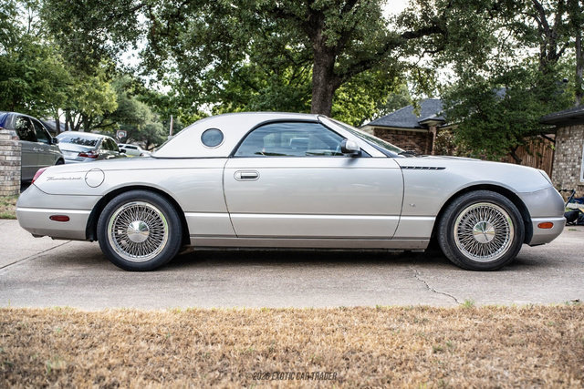 Used 2004 Ford Thunderbird RWD image 7