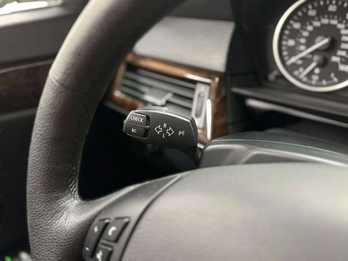 Used 2010 BMW 528i xDrive Sedan image 36