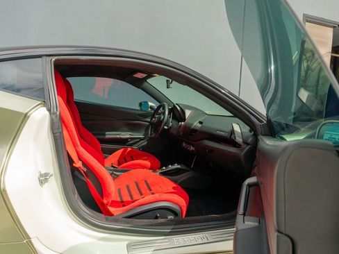 Used 2018 Ferrari 488 GTB RWD image 61