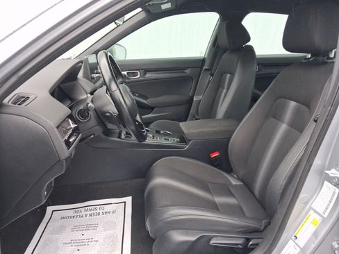 Used 2023 Honda Civic Sport image 5