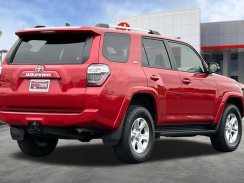 Certified 2024 Toyota 4Runner SR5 Premium AWD/4WD image 5