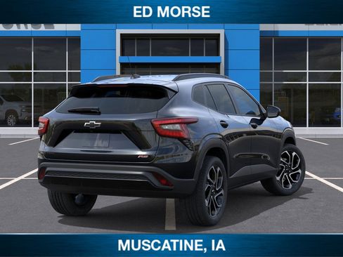 New 2026 Chevrolet Trax RS w/ Sunroof Package image 4