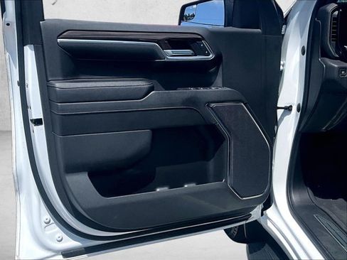 Used 2023 Chevrolet Silverado 1500 RST RWD image 17