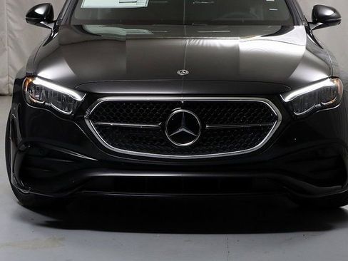 New 2026 Mercedes-Benz E 350 4MATIC Sedan image 6