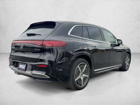 Used 2023 Mercedes-Benz EQS 580 4MATIC SUV image 5