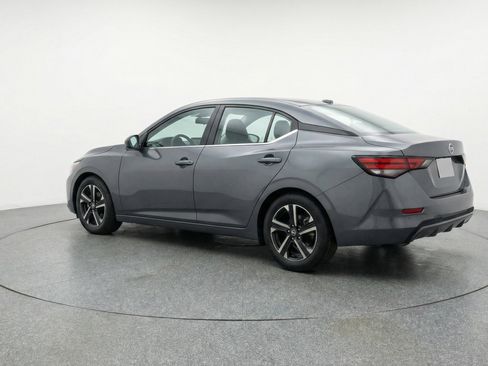 Used 2025 Nissan Sentra SV FWD image 6