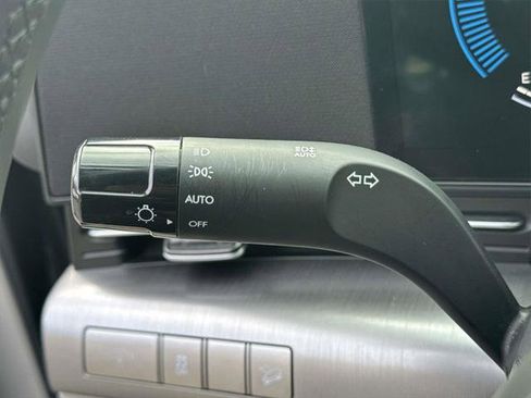 Certified 2025 Hyundai Kona SEL image 23