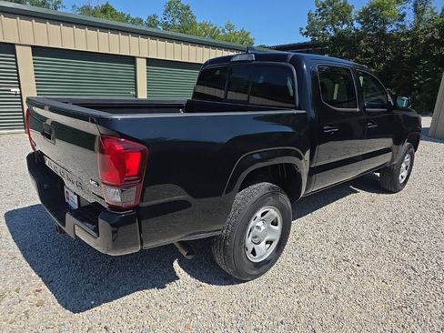Certified 2023 Toyota Tacoma SR AWD/4WD image 6