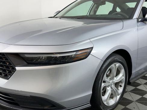 Used 2023 Honda Accord LX image 19