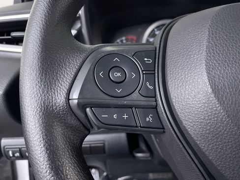 Used 2022 Toyota Corolla LE FWD image 24