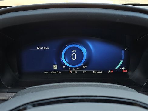 Used 2022 Ford Explorer Platinum w/ Equipment Group 601A image 20