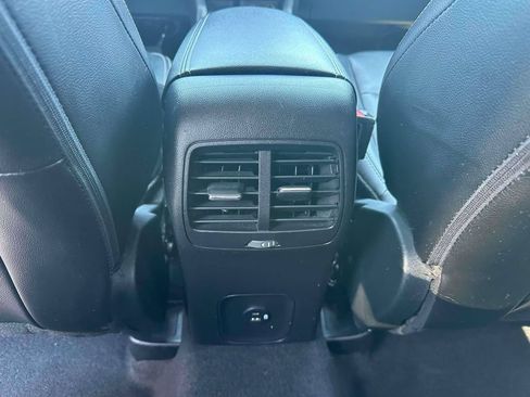 Used 2022 Ford Escape SEL AWD/4WD image 10