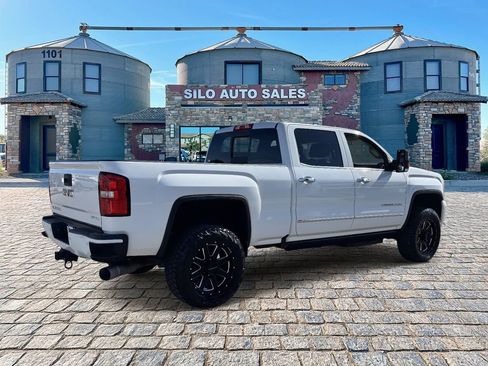 Used 2016 GMC Sierra 2500 Denali w/ Duramax Plus Package image 5