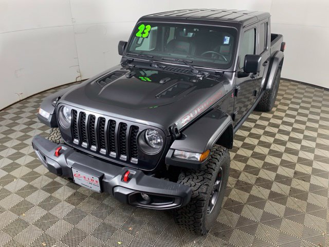 Used 2023 Jeep Gladiator Rubicon w/ Cold Weather Group AWD/4WD image 18