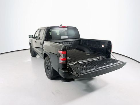 Used 2026 Nissan Frontier SV w/ Tow Package RWD image 24