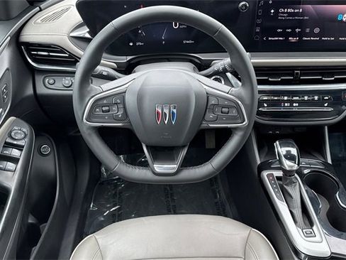 Used 2024 Buick Envista Avenir image 16